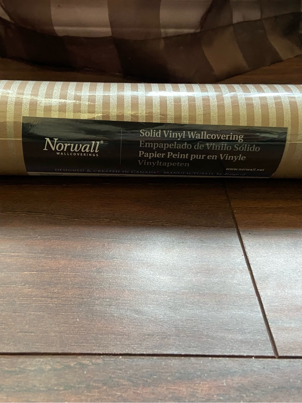 Norwall Solid Vinyl Wallcoverings Gold Tan stripes NWT